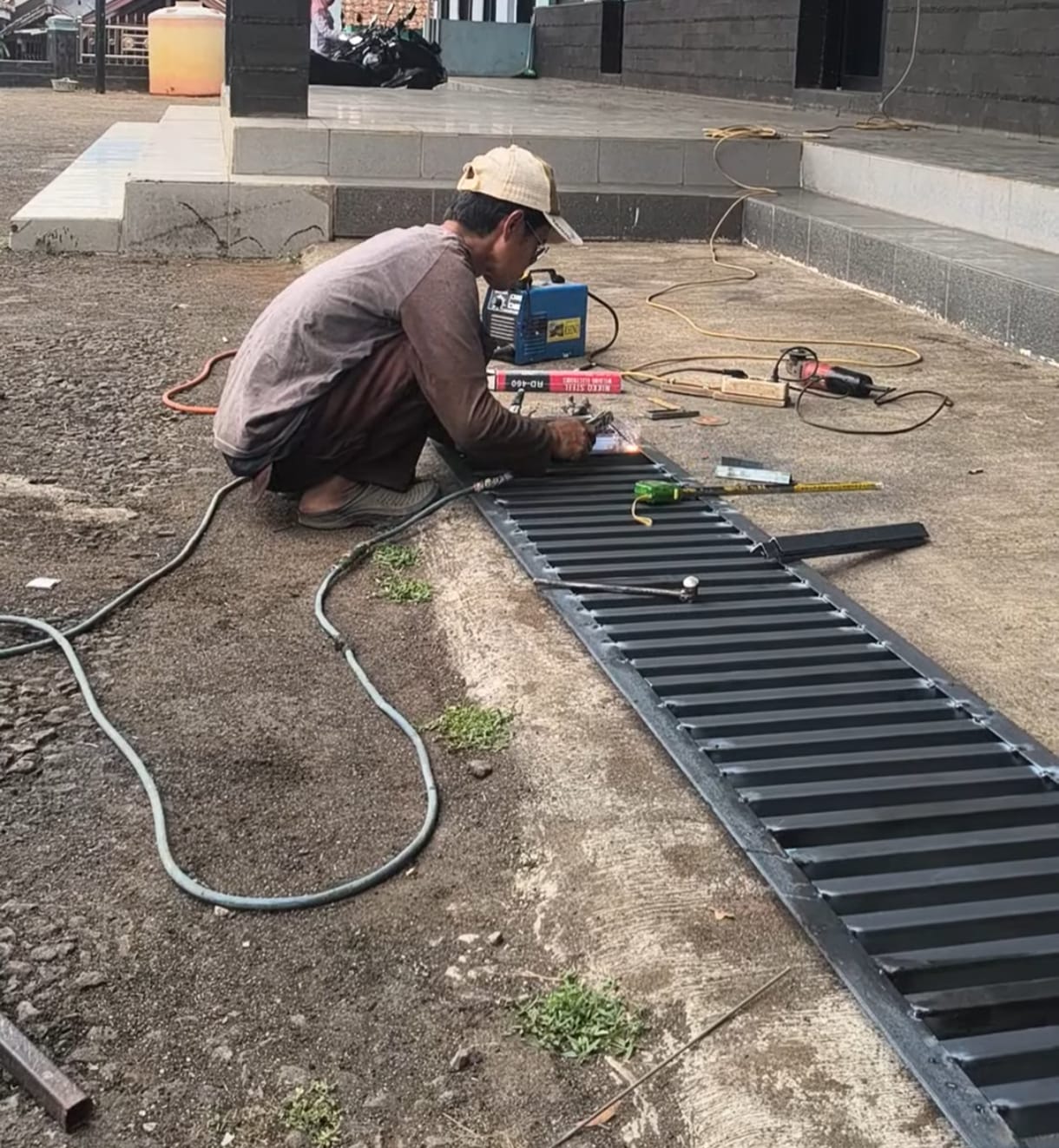 Pemeliharaan Sistem Pembuangan Air Limbah (SPAL) Drainase